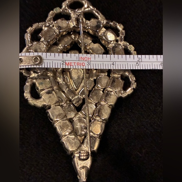 Beautiful Vintage Statement Rhinestone Brooch - Picture 7 of 7